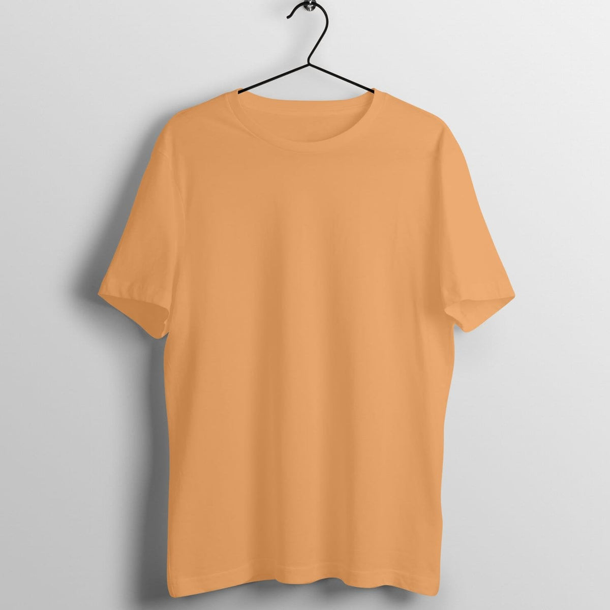 Mustard yellow t-shirt, the colour you should wear on Thursday